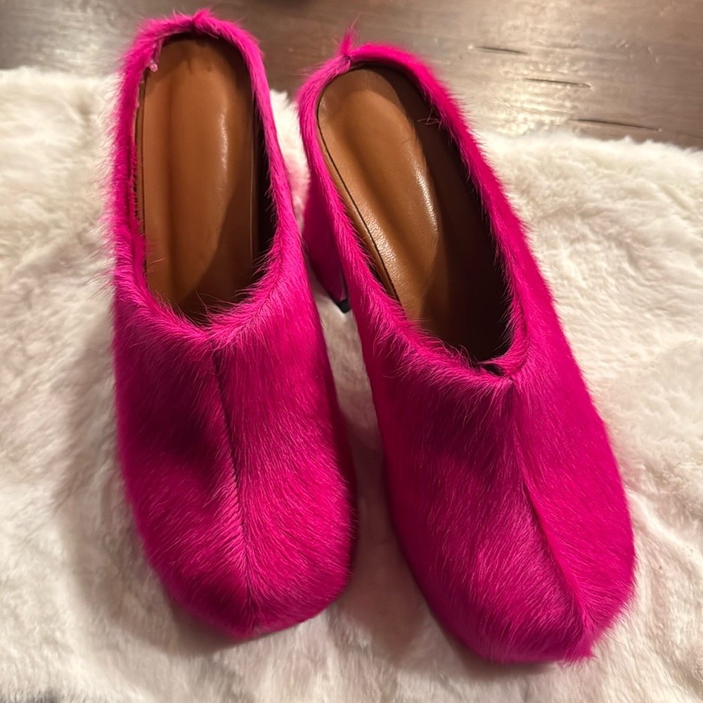 Hot pink! Faux fur fuzzy heels! Adorable!